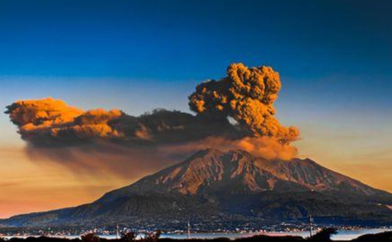 日本富士山噴發(fā)最新消息,日本富士山噴發(fā)最新消息及其潛在影響