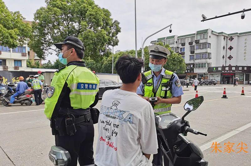 展茅4個街道和六橫最新新聞,展茅四街道與六橫的最新動態(tài)，揭示地方發(fā)展的新聞焦點